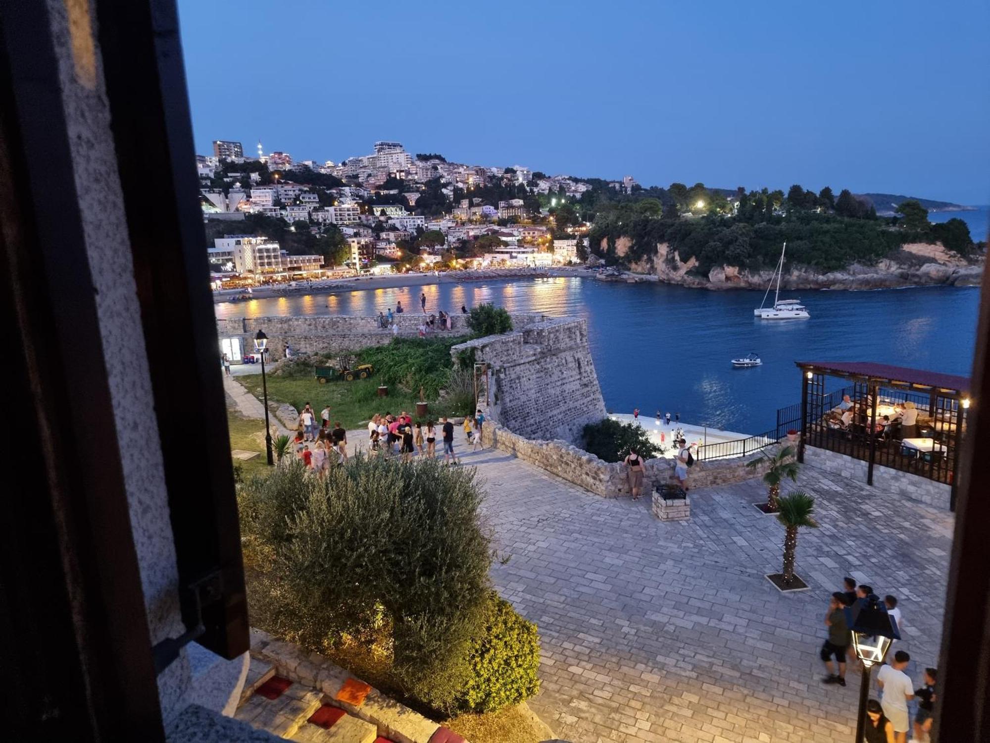 Hotel Kulla E Balshajve Ulcinj Exterior foto